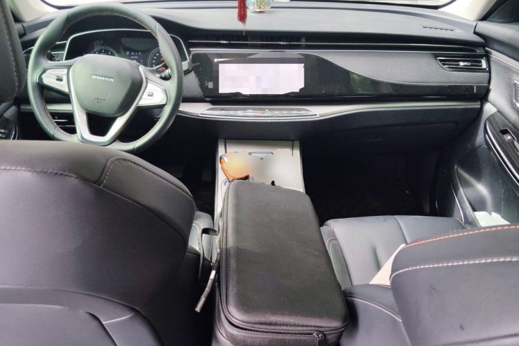 Used CHANGAN OSHAN X7 2020 1.5T Automatic Luxury Model Center Console