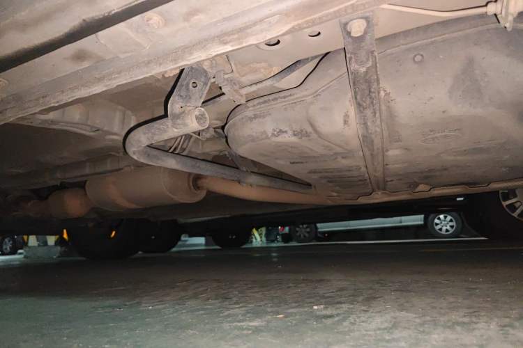 Used CHANGAN OSHAN X7 2020 1.5T Automatic Prestige Edition Chassis Front Left