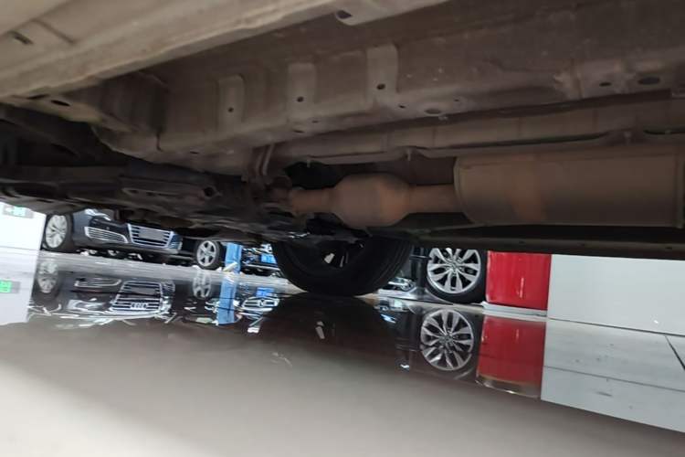 Used CHANGAN OSHAN X7 2020 1.5T Automatic Prestige Edition Chassis Front Left