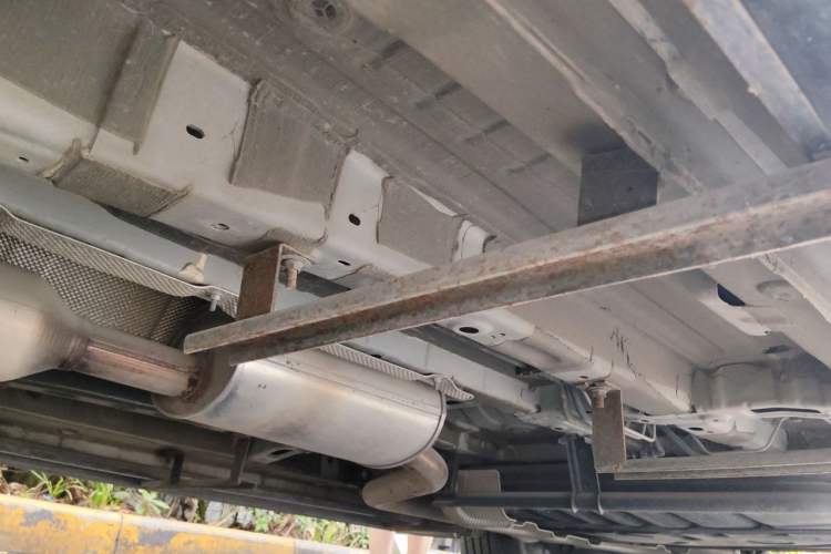 Used CHANGAN OSHAN X7 2020 1.5T Automatic Luxury Model Chassis Front Left
