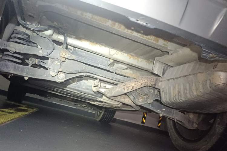 Used CHANGAN OSHAN X7 2020 1.5T Automatic Luxury Version Chassis Rear