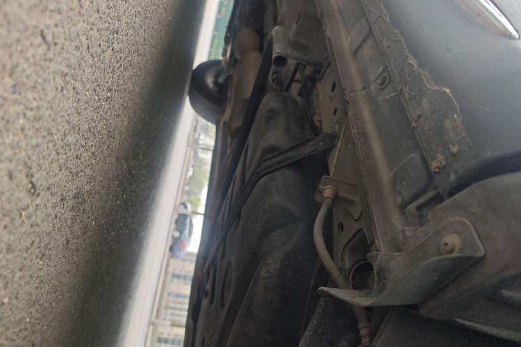 Used CHANGAN OSHAN X7 2020 1.5T Automatic Elite Edition Chassis Rear Left