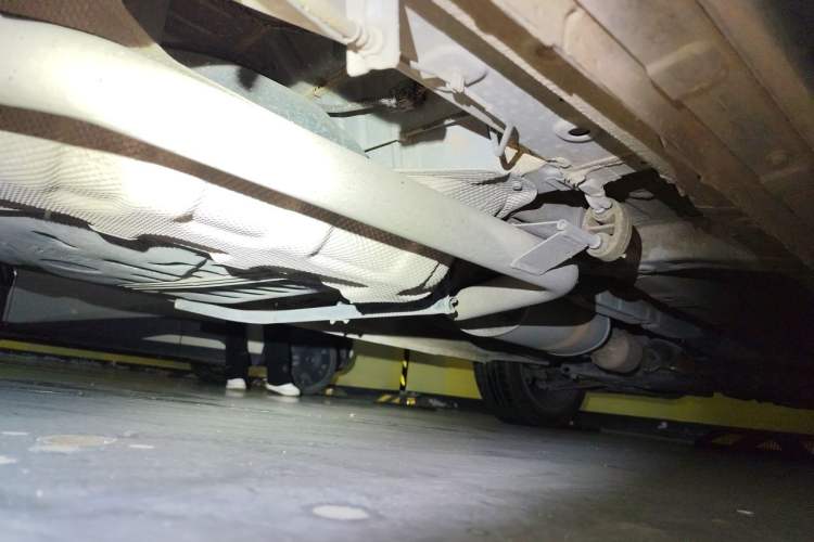 Used CHANGAN OSHAN X7 2020 1.5T Automatic Luxury Version Chassis Rear Right