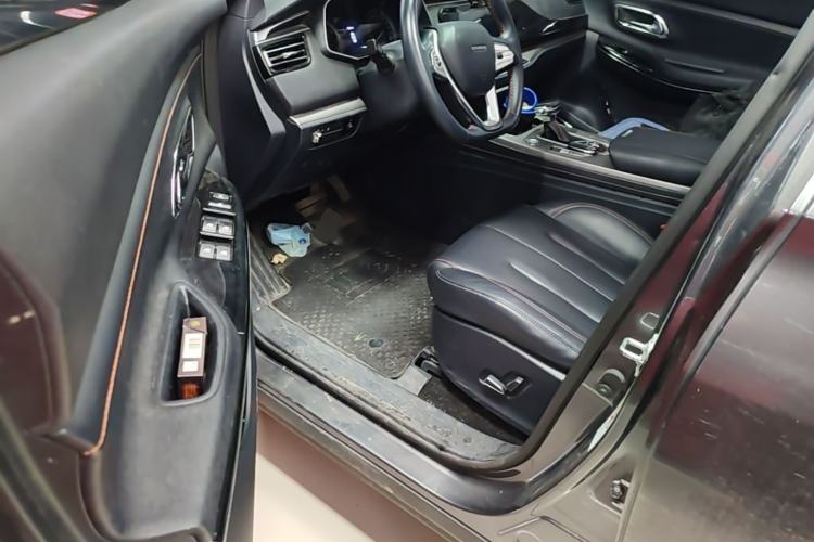 Used CHANGAN OSHAN X7 2020 1.5T Automatic Prestige Edition Driver Seat