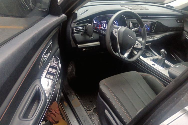 Used CHANGAN OSHAN X7 2020 1.5T Manual Elite Edition Driver Seat