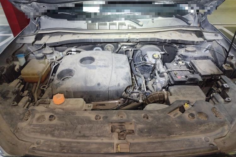 Used CHANGAN OSHAN X7 2020 1.5T Automatic Luxury Version Engine Bay