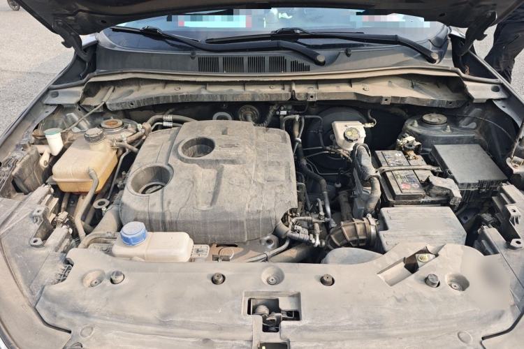 Used CHANGAN OSHAN X7 2020 1.5T Automatic Luxury Version Engine Bay