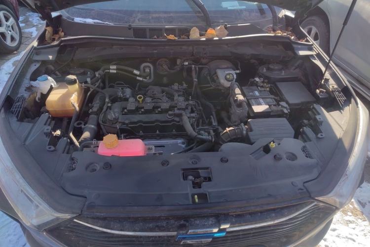 Used CHANGAN OSHAN X7 2020 1.5T Automatic Elite Edition Engine Bay