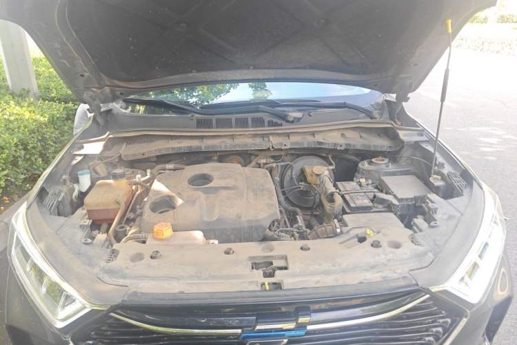 Used CHANGAN OSHAN X7 2020 1.5T Automatic Luxury Model Engine Bay