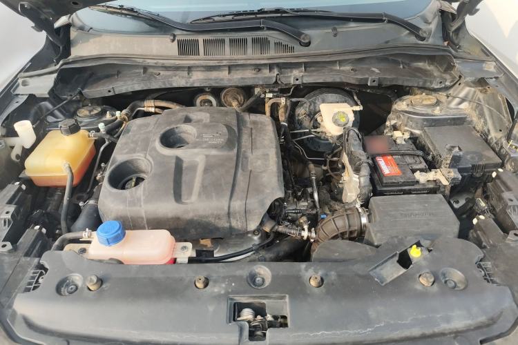 Used CHANGAN OSHAN X7 2020 1.5T Automatic Luxury Version Engine Bay