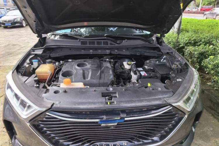 Used CHANGAN OSHAN X7 2020 1.5T Automatic Prestige Edition Engine Bay