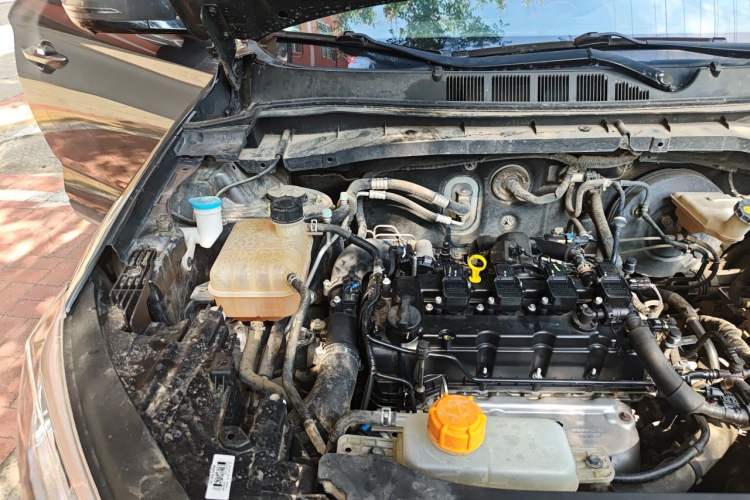 Used CHANGAN OSHAN X7 2020 1.5T Automatic Prestige Edition Engine Bay Right