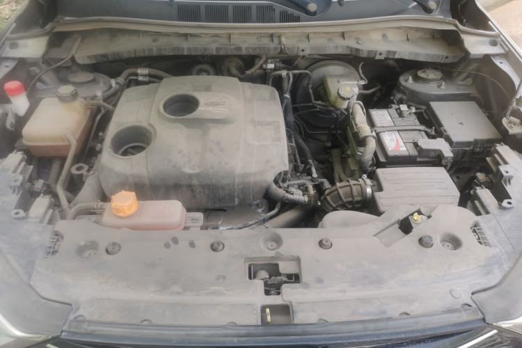 Used CHANGAN OSHAN X7 2020 1.5T Manual Elite Edition Engine Bay