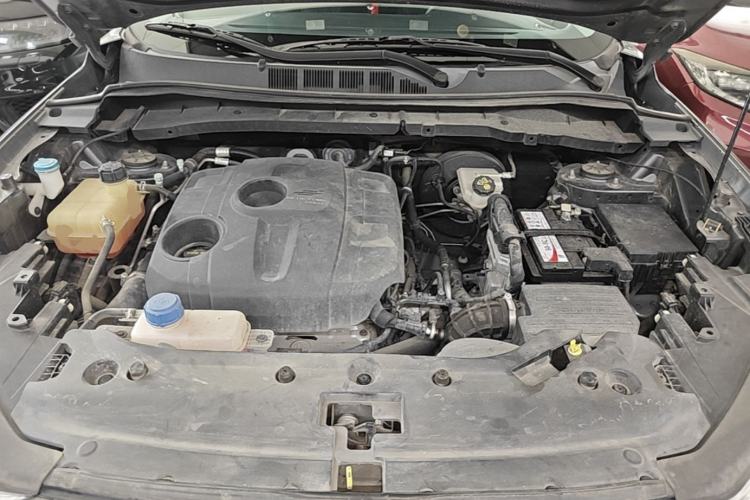Used CHANGAN OSHAN X7 2020 1.5T Automatic Elite Edition Engine Bay