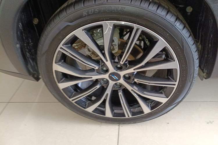 Used CHANGAN OSHAN X7 2020 1.5T Automatic Flagship Edition Exterior 5