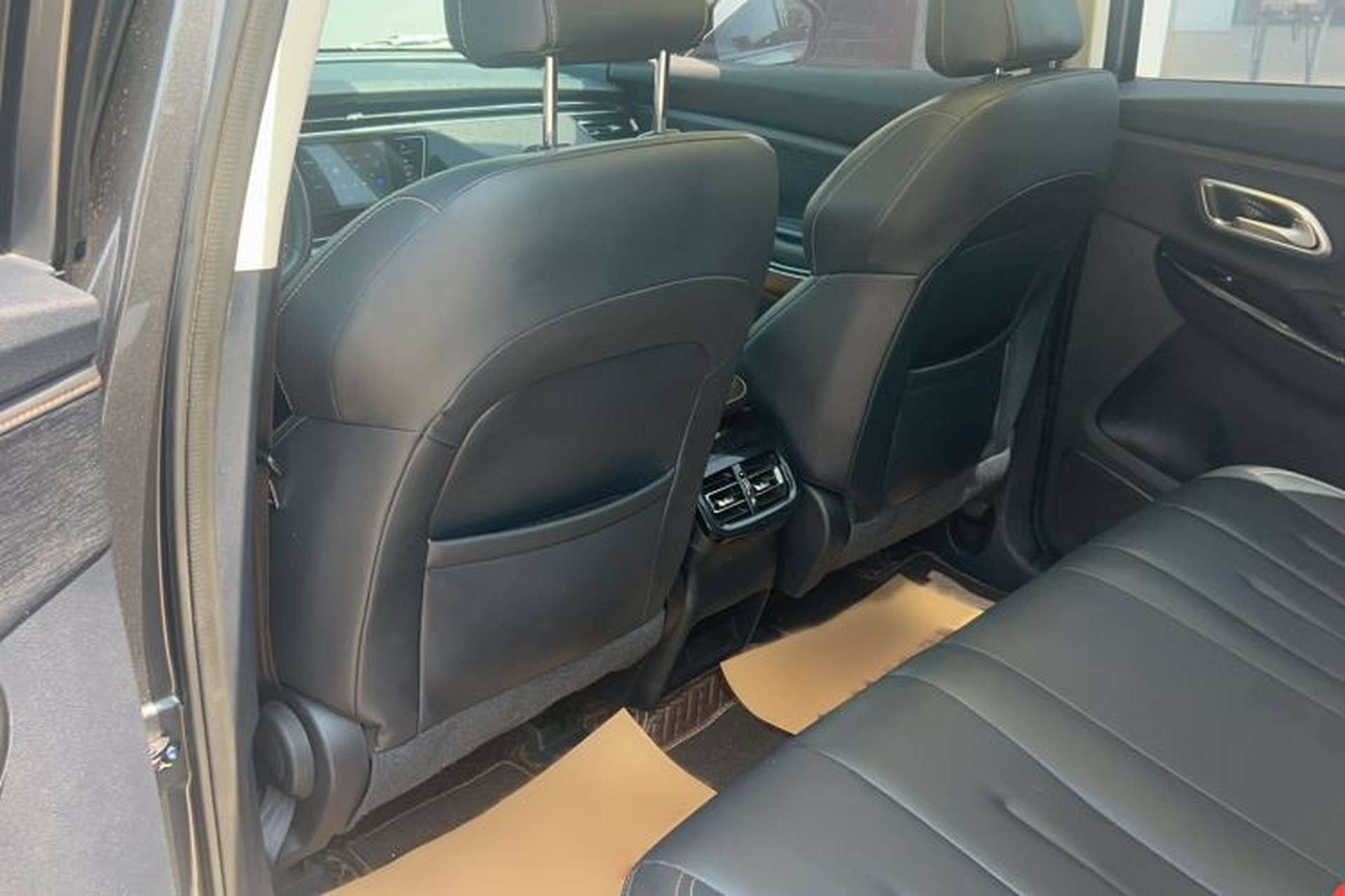 Used CHANGAN OSHAN X7 2020 1.5T Automatic Luxury Version Exterior 8
