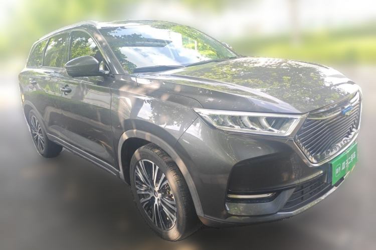 Used CHANGAN OSHAN X7 2020 1.5T Automatic Luxury Model Front Right 45 Deg