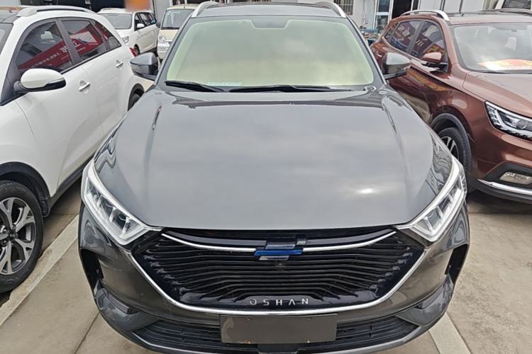Used CHANGAN OSHAN X7 2020 1.5T Automatic Luxury Model Front