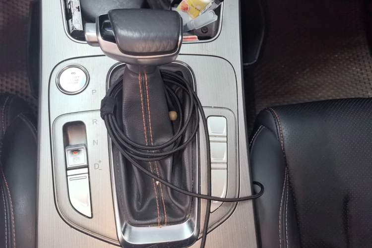 Used CHANGAN OSHAN X7 2020 1.5T Automatic Flagship Edition Gear Lever