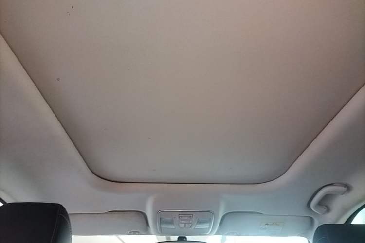 Used CHANGAN OSHAN X7 2020 1.5T Automatic Luxury Model Headliner