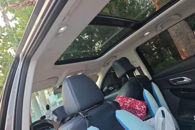 Used CHANGAN OSHAN X7 2020 1.5T Automatic Prestige Edition Headliner