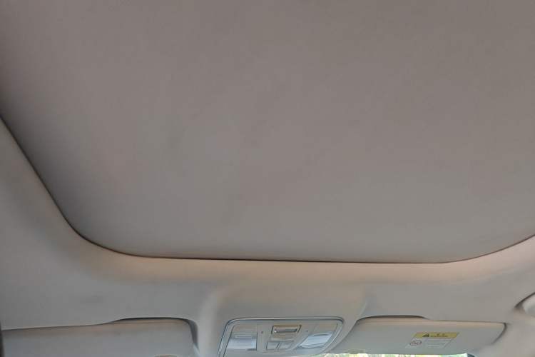 Used CHANGAN OSHAN X7 2020 1.5T Automatic Luxury Model Headliner