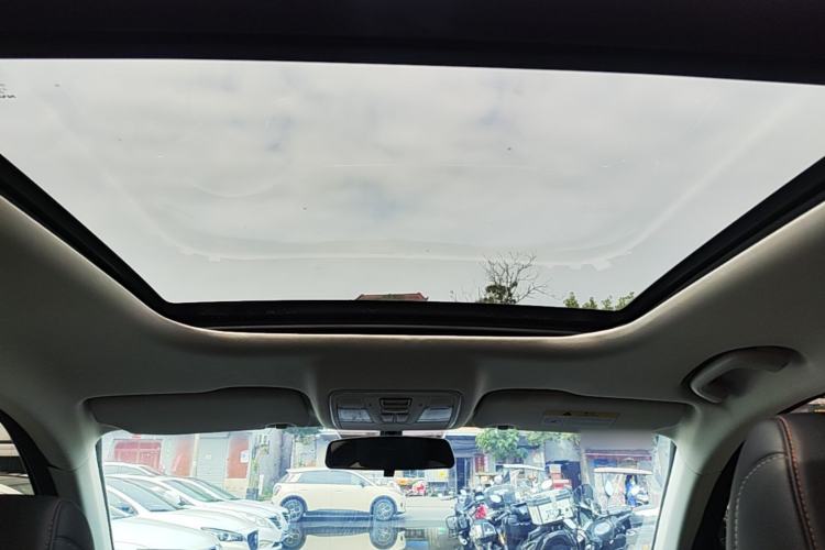 Used CHANGAN OSHAN X7 2020 1.5T Automatic Prestige Edition Headliner
