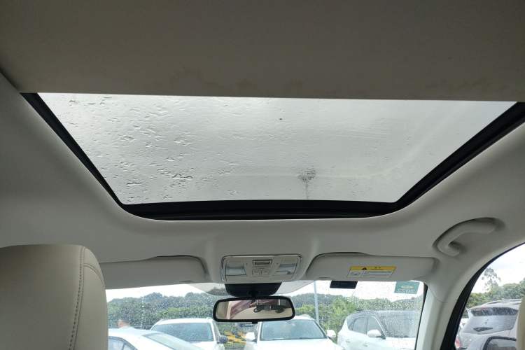 Used CHANGAN OSHAN X7 2020 1.5T Automatic Flagship Edition Headliner