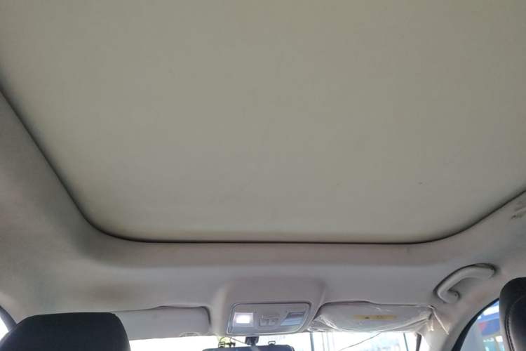 Used CHANGAN OSHAN X7 2020 1.5T Manual Luxury Version Headliner