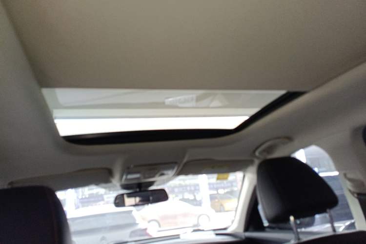Used CHANGAN OSHAN X7 2020 1.5T Automatic Flagship Edition Headliner
