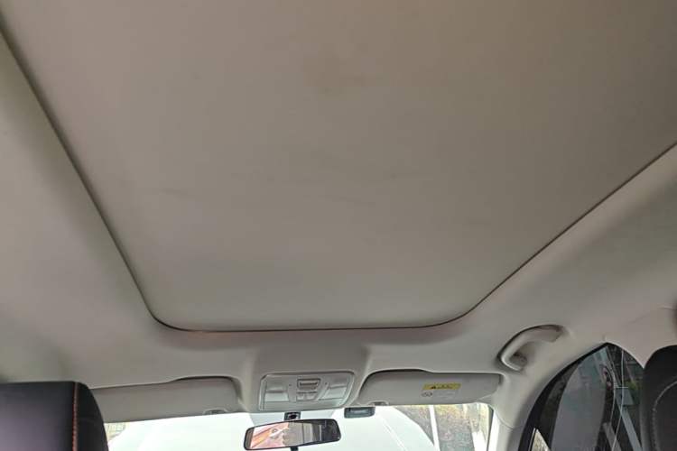 Used CHANGAN OSHAN X7 2020 1.5T Automatic Luxury Model Headliner