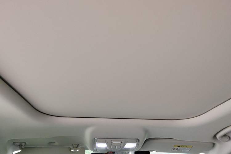 Used CHANGAN OSHAN X7 2020 1.5T Automatic Luxury Model Headliner