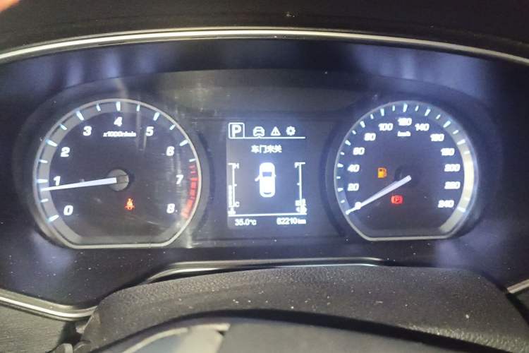 Used CHANGAN OSHAN X7 2020 1.5T Automatic Luxury Version Instrument Cluster