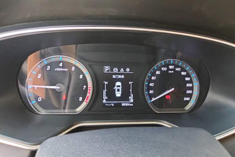 Used CHANGAN OSHAN X7 2020 1.5T Automatic Prestige Edition Instrument Cluster
