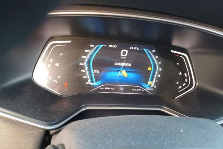 Used CHANGAN OSHAN X7 2020 1.5T Automatic Flagship Edition Instrument Cluster
