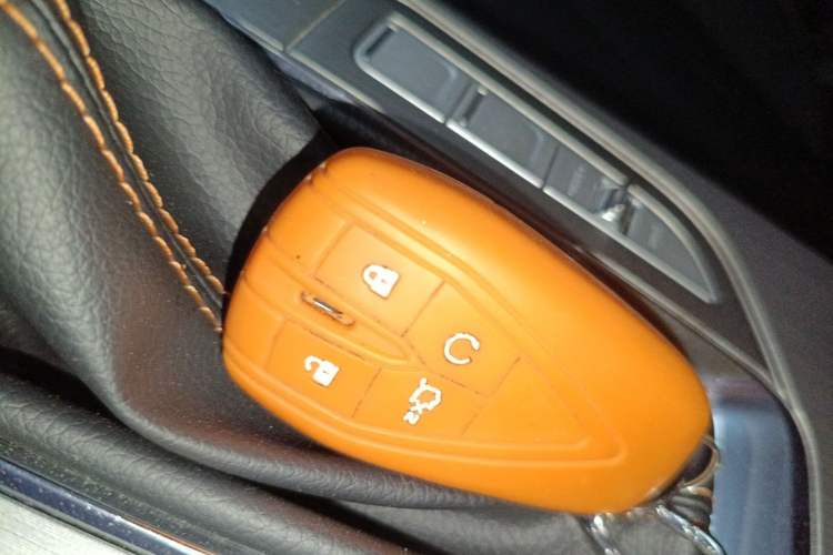 Used CHANGAN OSHAN X7 2020 1.5T Automatic Pilot Edition Interior 1