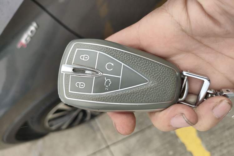 Used CHANGAN OSHAN X7 2020 1.5T Automatic Flagship Edition Interior 1