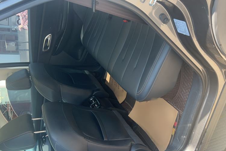 Used CHANGAN OSHAN X7 2020 1.5T Automatic Luxury Version Interior 2