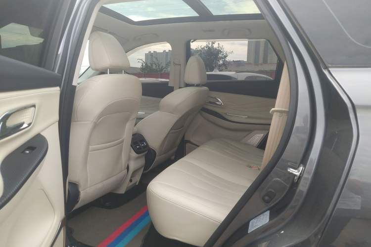 Used CHANGAN OSHAN X7 2020 1.5T Automatic Flagship Edition Interior 2