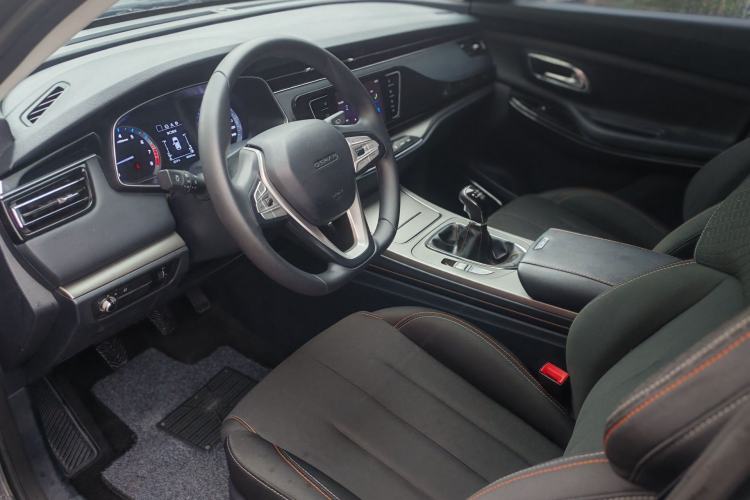 Used CHANGAN OSHAN X7 2020 1.5T Manual Elite Edition Interior 2
