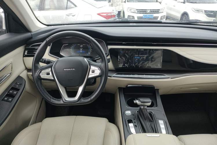 Used CHANGAN OSHAN X7 2020 1.5T Automatic Flagship Edition Interior 2