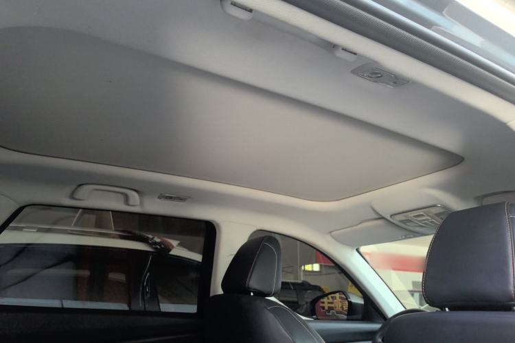 Used CHANGAN OSHAN X7 2020 1.5T Automatic Luxury Model Interior 2