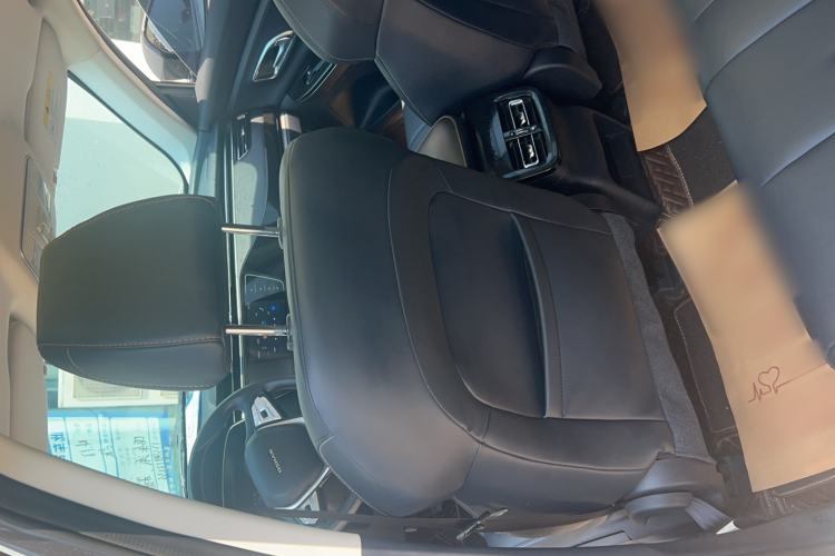 Used CHANGAN OSHAN X7 2020 1.5T Automatic Luxury Version Interior 3