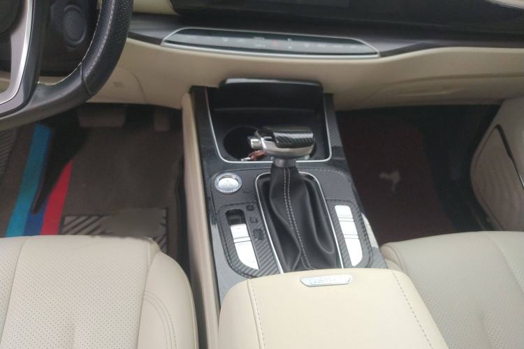 Used CHANGAN OSHAN X7 2020 1.5T Automatic Flagship Edition Interior 4