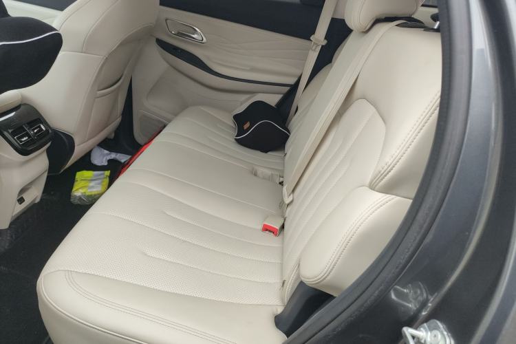 Used CHANGAN OSHAN X7 2020 1.5T Automatic Flagship Edition Interior 4