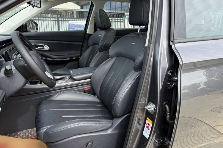 Used CHANGAN OSHAN X7 2020 1.5T Automatic Pilot Edition Interior 4