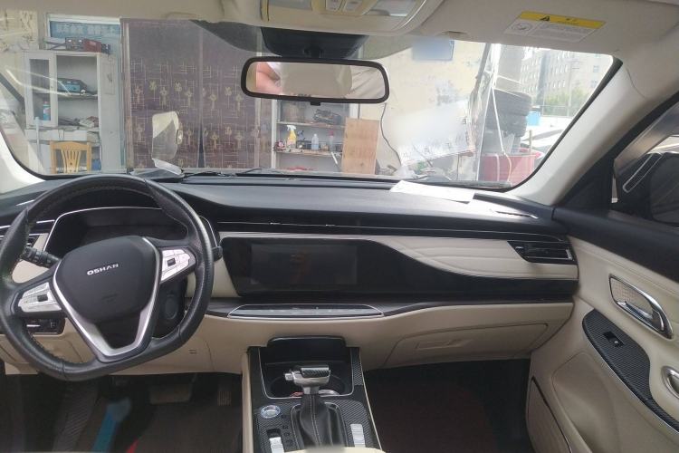 Used CHANGAN OSHAN X7 2020 1.5T Automatic Flagship Edition Interior 5