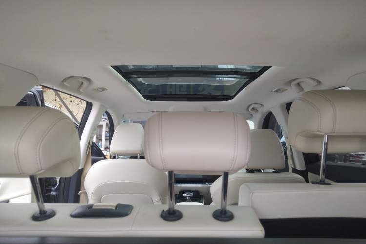 Used CHANGAN OSHAN X7 2020 1.5T Automatic Flagship Edition Interior 6