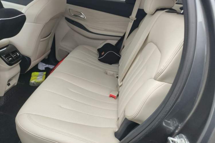 Used CHANGAN OSHAN X7 2020 1.5T Automatic Flagship Edition Interior 6