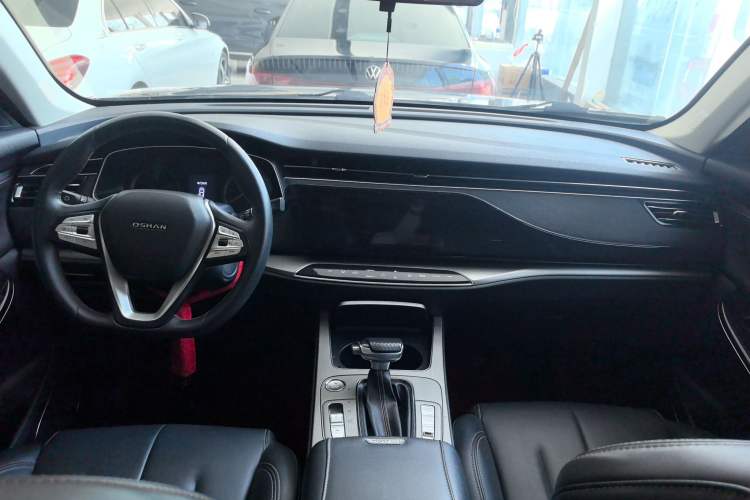 Used CHANGAN OSHAN X7 2020 1.5T Automatic Luxury Model Interior 7